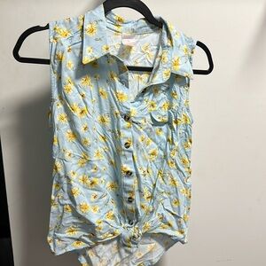 No Boundaries Sunflower Sleeveless Shirt